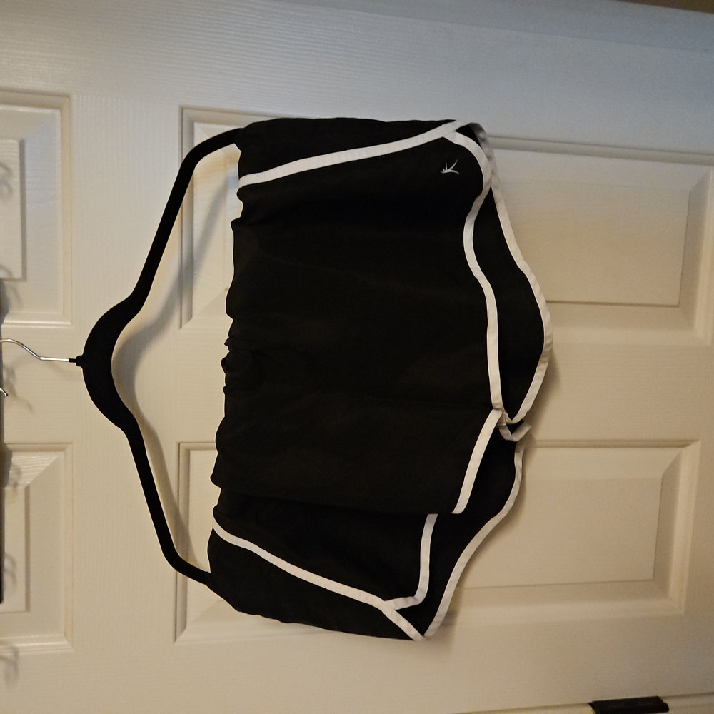 Danskin Now XL shorts